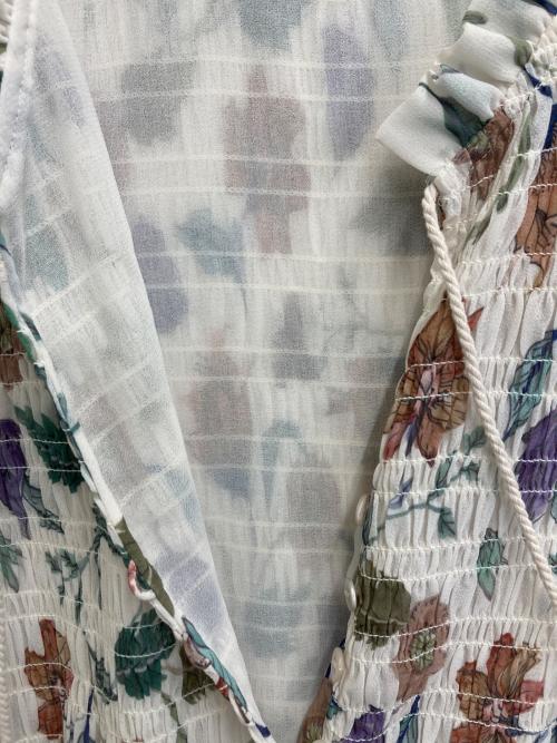 GRACE CONTINENTAL（グレースコンチネンタル）GRACE CONTINENTAL (（グレースコンチネンタル) サラサプリントティアードワンピース アイボリー サイズ:38の古着・服飾アイテム