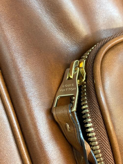 LOUIS VUITTON（ルイ ヴィトン）LOUIS VUITTON (ルイ ヴィトン) キュイールベキア ヴァリース ブラウンの古着・服飾アイテム