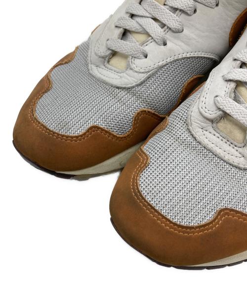 NIKE（ナイキ）NIKE (ナイキ) AIR MAX 1 / P ブラウン×ホワイト サイズ:27.5の古着・服飾アイテム