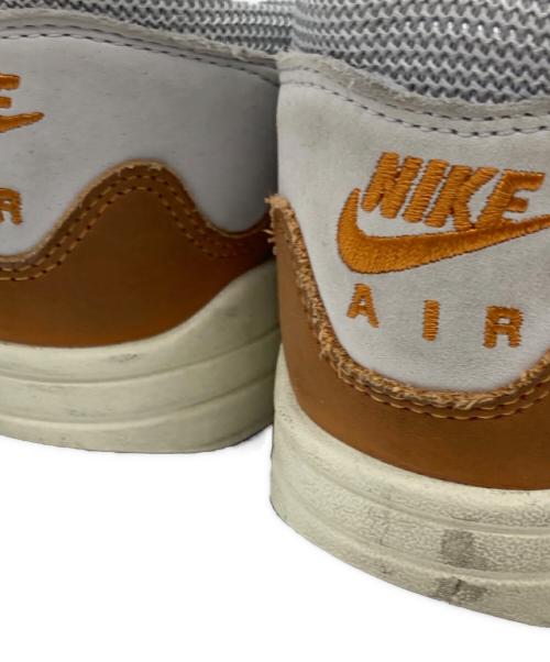 NIKE（ナイキ）NIKE (ナイキ) AIR MAX 1 / P ブラウン×ホワイト サイズ:27.5の古着・服飾アイテム