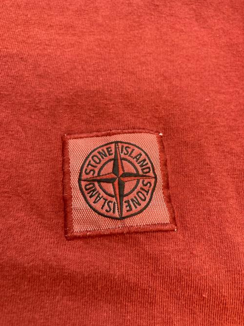 STONE ISLAND（ストーンアイランド）STONE ISLAND (ストーンアイランド) Tシャツ レッド サイズ:SIZE Sの古着・服飾アイテム