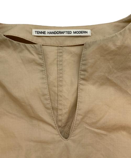TENNE HANDCRAFTED MODERN（テン ハンドクラフテッド モダン）TENNE HANDCRAFTED MODERN (テン ハンドクラフテッド モダン) ブラウスワンピース ベージュ サイズ:SIZE Freeの古着・服飾アイテム