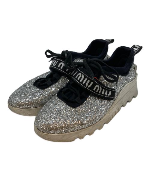 MIU MIU（ミュウミュウ）MIU MIU (ミュウミュウ) グリッターシューズ シルバー×ブラック サイズ:SIZE 38の古着・服飾アイテム