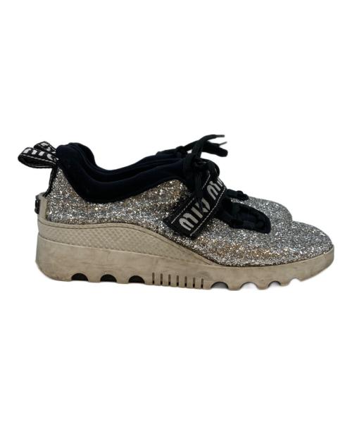 MIU MIU（ミュウミュウ）MIU MIU (ミュウミュウ) グリッターシューズ シルバー×ブラック サイズ:SIZE 38の古着・服飾アイテム