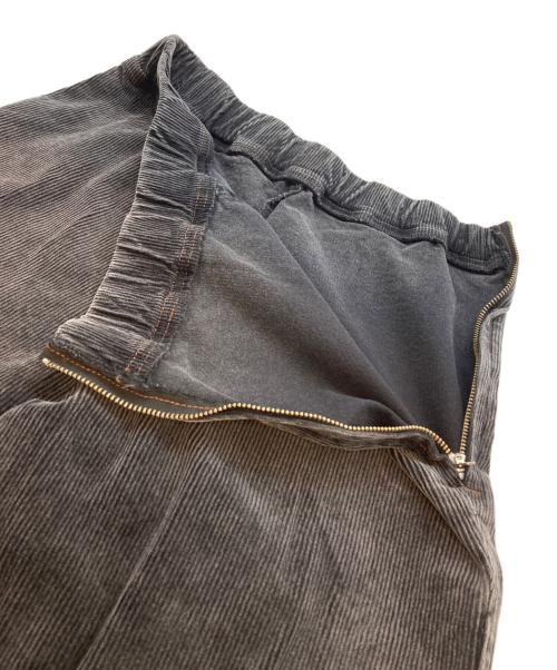 Ameri（アメリ）AMERI (アメリ) 25AW UND STRETCH CORDUROY SKIRT WITH PANTS グレー サイズ:SIZE Mの古着・服飾アイテム