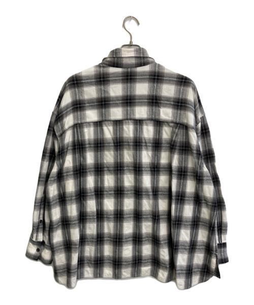 provoke（プロヴォーク）Provoke (プロヴォーク) AP STUDIO (エーピーストゥディオ) Oversized check Shirt ホワイト×ブラック サイズ:SIZE 36の古着・服飾アイテム