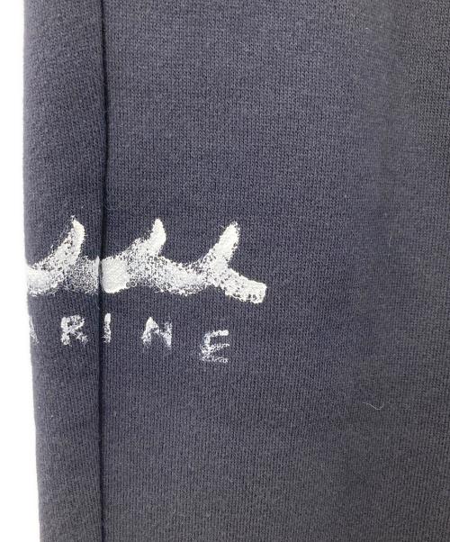 muta MARINE（ムータマリン）muta MARINE (ムータマリン) プリントスウェットパンツ ネイビー サイズ:Ｌ 未使用品の古着・服飾アイテム