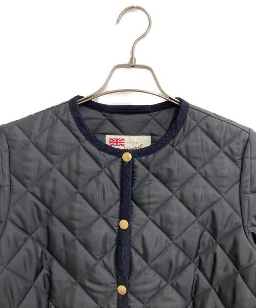 Traditional Weatherwear（トラディショナルウェザーウェア）Traditional Weatherwear (トラディショナルウェザーウェア) ARKLEY LONG キルティングコート ネイビー サイズ:36の古着・服飾アイテム