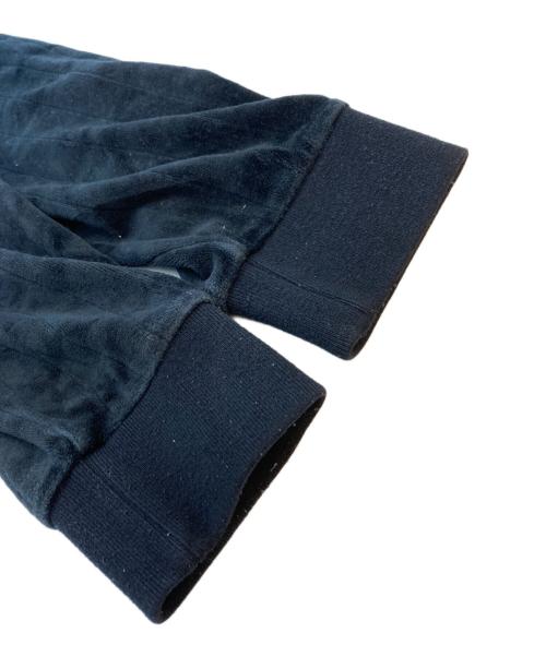 SUPREME（シュプリーム）SUPREME (シュプリーム) 16AW velour crewneck ブラック サイズ:SIZE Mの古着・服飾アイテム