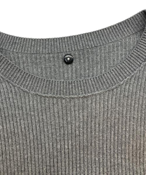 ISSUETHINGS（イシューシングス）ISSUETHINGS (イシューシングス) type96ニット グレー サイズ:-の古着・服飾アイテム