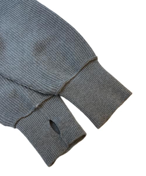 ISSUETHINGS（イシューシングス）ISSUETHINGS (イシューシングス) type96ニット グレー サイズ:-の古着・服飾アイテム