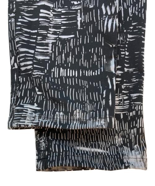 ISSEY MIYAKE（イッセイミヤケ）ISSEY MIYAKE (イッセイミヤケ) リバーシブルパンツ ブラック×グレー サイズ:3の古着・服飾アイテム