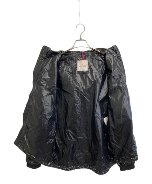 MONCLER（モンクレール）MONCLER (モンクレール) GIDAYUロゴプリントフード付きナイロンジャケット ブラック サイズ:1の古着・服飾アイテム