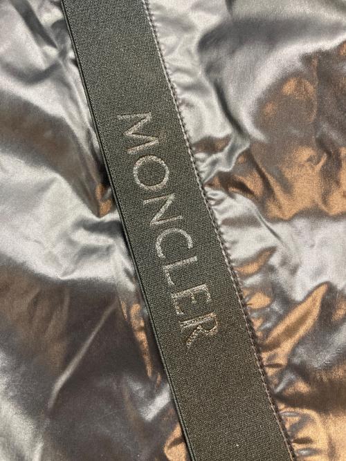 MONCLER（モンクレール）MONCLER (モンクレール) GIDAYUロゴプリントフード付きナイロンジャケット ブラック サイズ:1の古着・服飾アイテム
