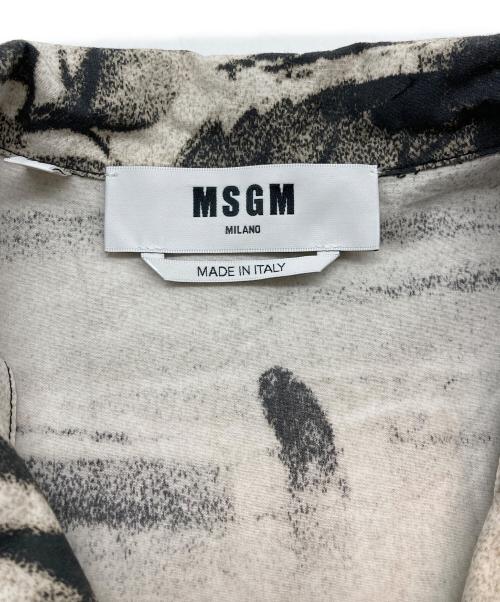 MSGM（エムエスジーエム）MSGM (エムエスジーエム) Dreaming グラフィックS/Sシャツ ベージュ×ブラック サイズ:15　1/2の古着・服飾アイテム