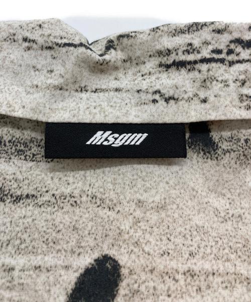 MSGM（エムエスジーエム）MSGM (エムエスジーエム) Dreaming グラフィックS/Sシャツ ベージュ×ブラック サイズ:15　1/2の古着・服飾アイテム
