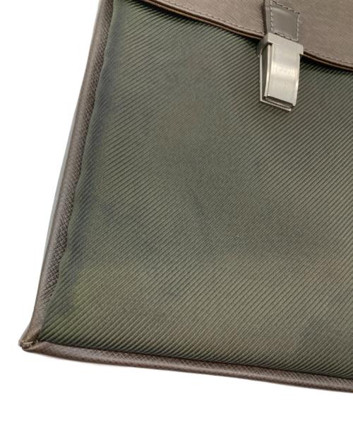 LOUIS VUITTON（ルイ ヴィトン）LOUIS VUITTON (ルイ ヴィトン) サラトヴPM ショルダーバッグ カーキ×ブラウンの古着・服飾アイテム