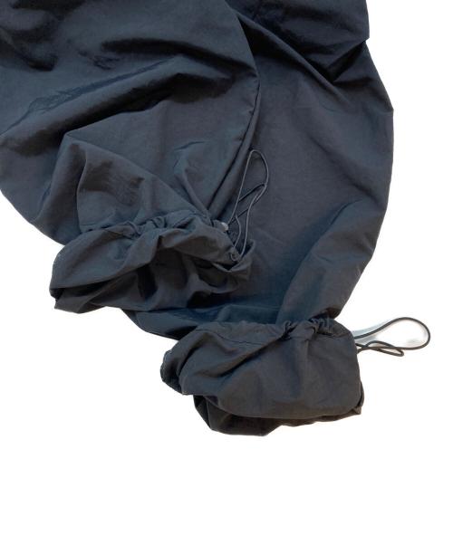 LE（エルイー）Le (エルイー) PARACHUTE SLEEVELESS JUMPSUIT ブラック サイズ:SIZE Freeの古着・服飾アイテム