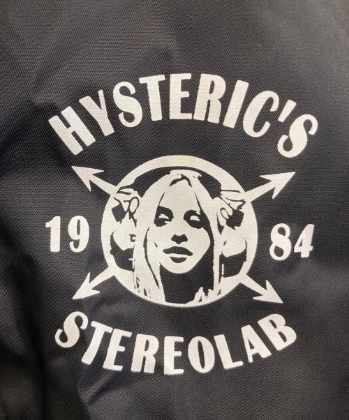 Hysteric Glamour（ヒステリックグラマー）Hysteric Glamour (ヒステリックグラマー) ナイロンハーフジップパーカー ブラック サイズ:Mの古着・服飾アイテム