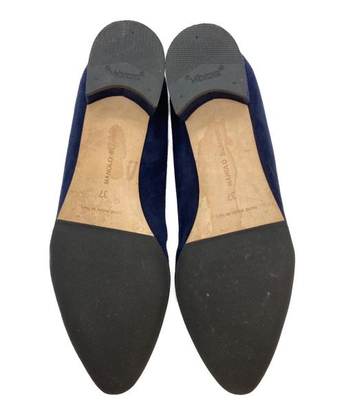 Manolo Blahnik（マノロブラニク）Manolo Blahnik (マノロブラニク) スウェードパンプス ネイビー サイズ:37の古着・服飾アイテム