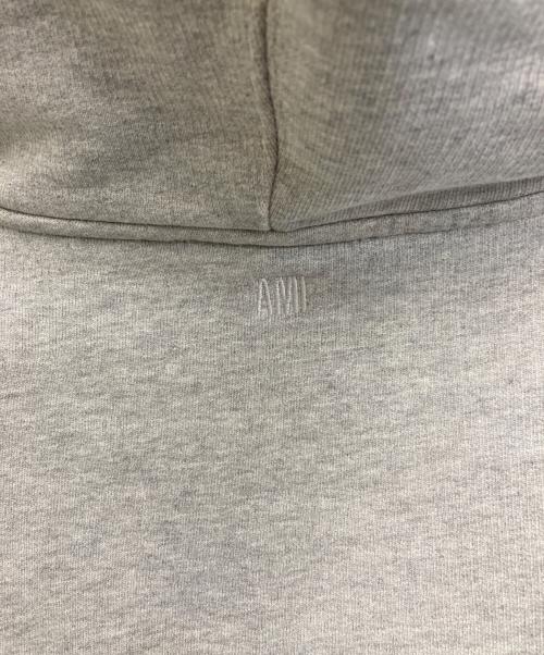 AMI Alexandre Mattiussi（アミアレクサンドルマテュッシ）AMI Alexandre Mattiussi (アミアレクサンドルマテュッシ) AMI DE COEUR HOODIE グレー サイズ:SIZE Lの古着・服飾アイテム