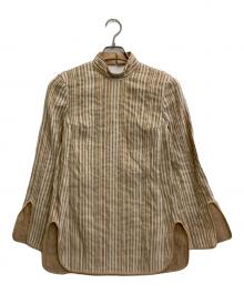 Mame Kurogouchi（マメクロゴウチ）の古着「Ribbon Stripe High Neck Top」｜ベージュ×ホワイト