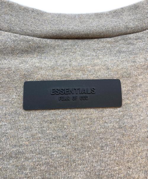 FOG ESSENTIALS（フィアオブゴッド エッセンシャル）FOG ESSENTIALS (フィアオブゴッド エッセンシャル) S/S Tee ベージュ サイズ:SIZE Mの古着・服飾アイテム