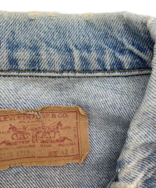 LEVI'S（リーバイス）LEVI'S (リーバイス) デニムジャケット インディゴ サイズ:SIZE 42の古着・服飾アイテム
