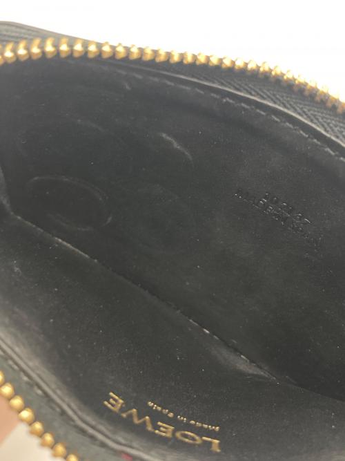 LOEWE（ロエベ）LOEWE (ロエベ) Repeat Coin Card Holder Emboss Silk Calf ブラックの古着・服飾アイテム