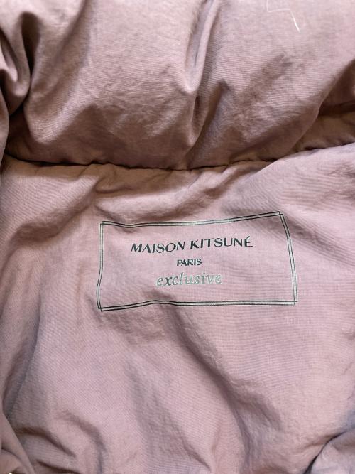 maison kitsune（メゾンキツネ）MAISON KITSUNE (メゾンキツネ) CAMP DOWN JACKET パープル サイズ:SIZE XLの古着・服飾アイテム