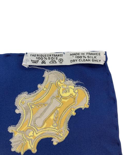HERMES（エルメス）HERMES (エルメス) カレ90 シルクスカーフ ホワイト×ネイビーの古着・服飾アイテム