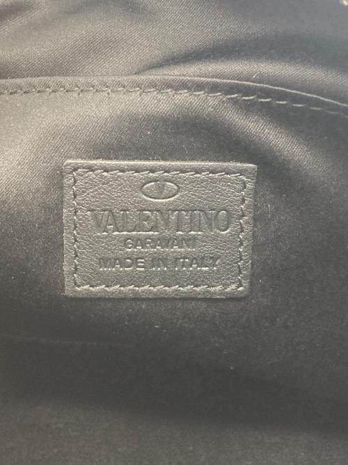 VALENTINO GARAVANI（ヴァレンティノ・ガラヴァーニ）VALENTINO GARAVANI (ヴァレンティノ・ガラヴァーニ) カモフラセカンドバッグ ブラックの古着・服飾アイテム