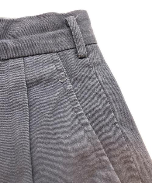 COMME des GARCONS HOMME（コムデギャルソン オム）COMME des GARCONS HOMME (コムデギャルソン オム) ツータックパンツ グレー サイズ:SIZE Sの古着・服飾アイテム