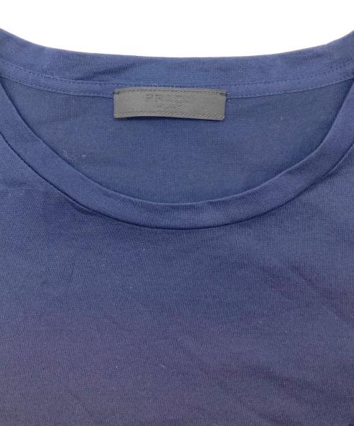 PRADA（プラダ）PRADA (プラダ) ロゴテープポケットTシャツ ネイビー サイズ:Lの古着・服飾アイテム