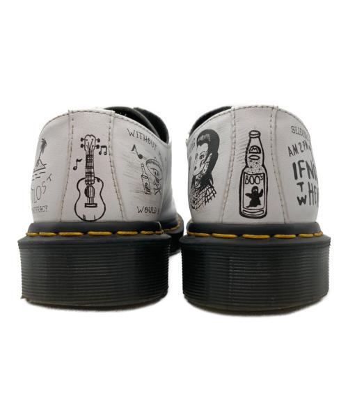 Dr.Martens（ドクターマーチン）Dr.Martens (ドクターマーチン) 1461 SCRIBBLE ホワイト サイズ:UK5　　の古着・服飾アイテム
