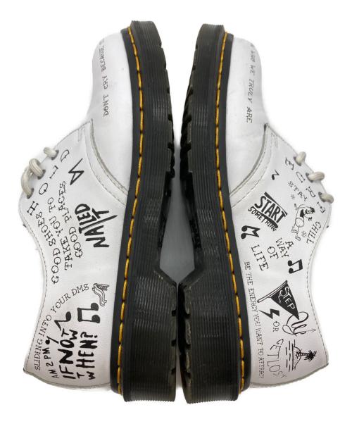 Dr.Martens（ドクターマーチン）Dr.Martens (ドクターマーチン) 1461 SCRIBBLE ホワイト サイズ:UK5　　の古着・服飾アイテム