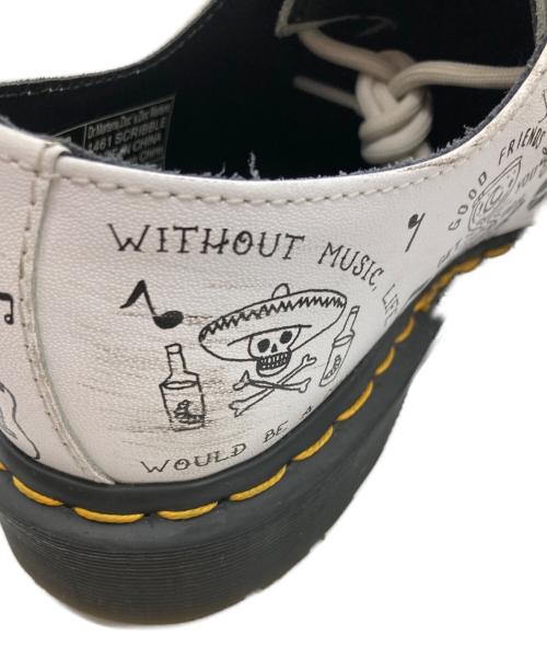 Dr.Martens（ドクターマーチン）Dr.Martens (ドクターマーチン) 1461 SCRIBBLE ホワイト サイズ:UK5　　の古着・服飾アイテム