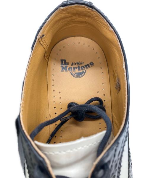 Dr.Martens（ドクターマーチン）Dr.Martens (ドクターマーチン) ウイングチップ5ホールシューズ ブラック×ホワイト サイズ:UK5の古着・服飾アイテム