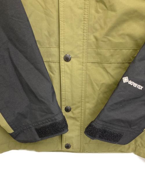THE NORTH FACE（ザ ノース フェイス）THE NORTH FACE (ザ ノース フェイス) Mountain Light Jacket オリーブ×ブラック サイズ:Mの古着・服飾アイテム