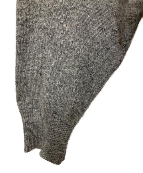 MIU MIU（ミュウミュウ）MIU MIU (ミュウミュウ) CASHMERE SWEATER グレー サイズ:40の古着・服飾アイテム