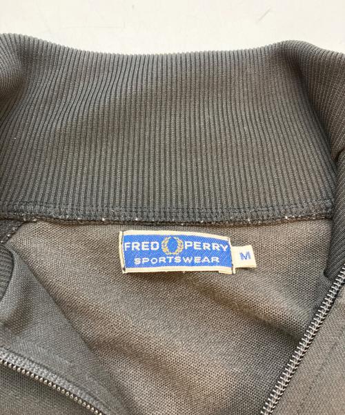 FRED PERRY（フレッドペリー）FRED PERRY (フレッドペリー) トラックジャケット ブラック サイズ:SIZE Mの古着・服飾アイテム