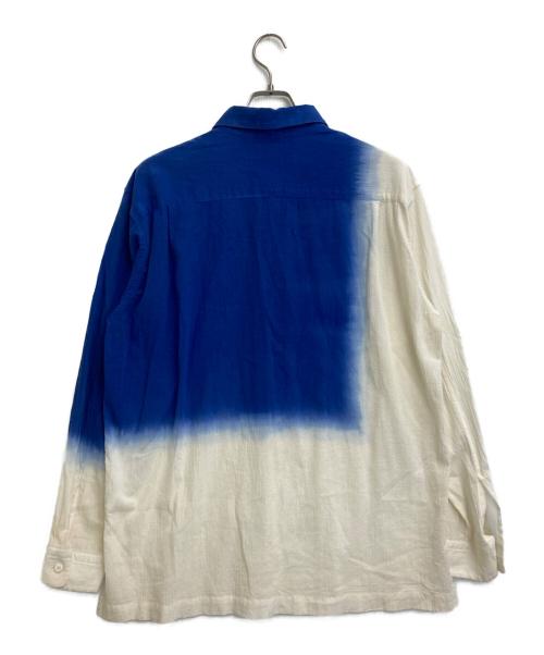 ISSEY MIYAKE MEN（イッセイミヤケメン）ISSEY MIYAKE MEN (イッセイミヤケメン) 板染めグラデーションシャツ ブルー×ホワイト サイズ:SIZE 3の古着・服飾アイテム