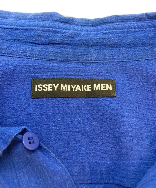 ISSEY MIYAKE MEN（イッセイミヤケメン）ISSEY MIYAKE MEN (イッセイミヤケメン) 板染めグラデーションシャツ ブルー×ホワイト サイズ:SIZE 3の古着・服飾アイテム