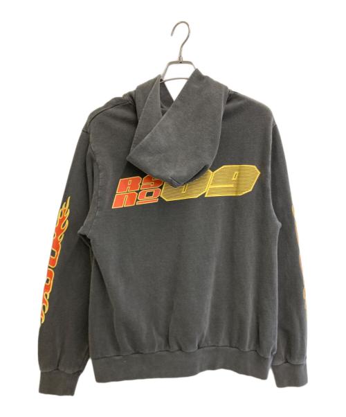 RS No.9 CARNABY（アールエス・ナンバーナイン・カーナビィ）RS No.9 CARNABY (アールエス・ナンバーナイン・カーナビィ) プリントパーカー グレー サイズ:不明の古着・服飾アイテム