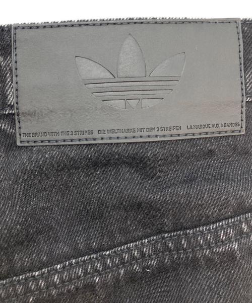 adidas（アディダス）adidas (アディダス) FIREBIRD ADICOLOR ジーンズ ブラック サイズ:30の古着・服飾アイテム