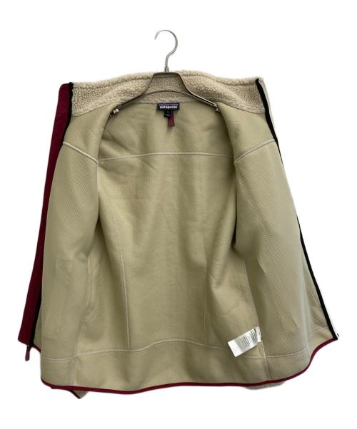 Patagonia（パタゴニア）Patagonia (パタゴニア) クラシックレトロXジャケット アイボリー×レッド サイズ:SIZE Mの古着・服飾アイテム
