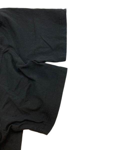 THE BLACK EYE PATCH（ブラックアイパッチ）THE BLACK EYE PATCH (ブラックアイパッチ) ホログラムロゴプリントTシャツ ブラック サイズ:SIZE Mの古着・服飾アイテム