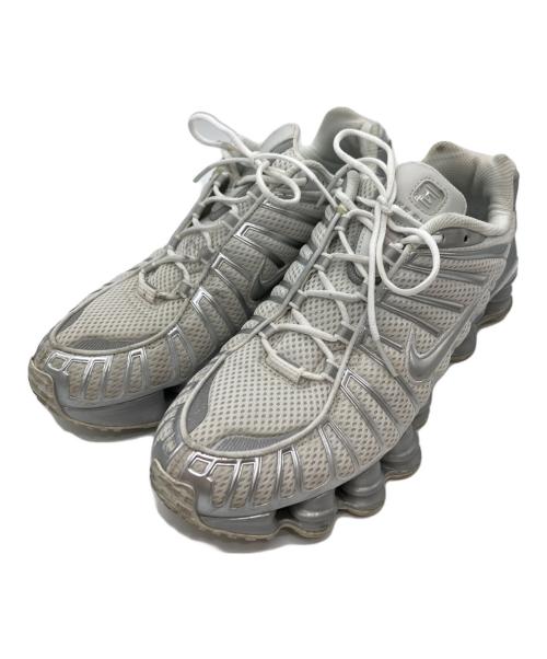 NIKE（ナイキ）NIKE (ナイキ) W SHOX TL PLATINUM TINT グレー×ホワイト サイズ:SIZE 27,5cmの古着・服飾アイテム