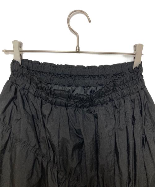 OMMO（オーエムエムオー）OMMO (オーエムエムオー) SPIRAL SHIRRING SK ブラック サイズ:SIZE M(38)の古着・服飾アイテム