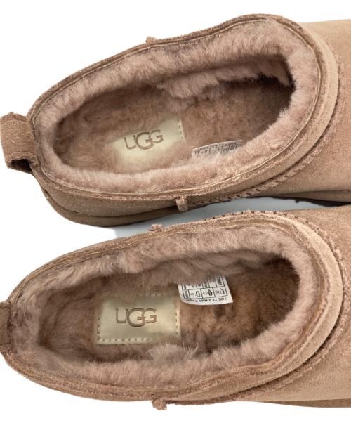UGG（アグ）UGG (アグ) Classic Micro ベージュ サイズ:US7の古着・服飾アイテム